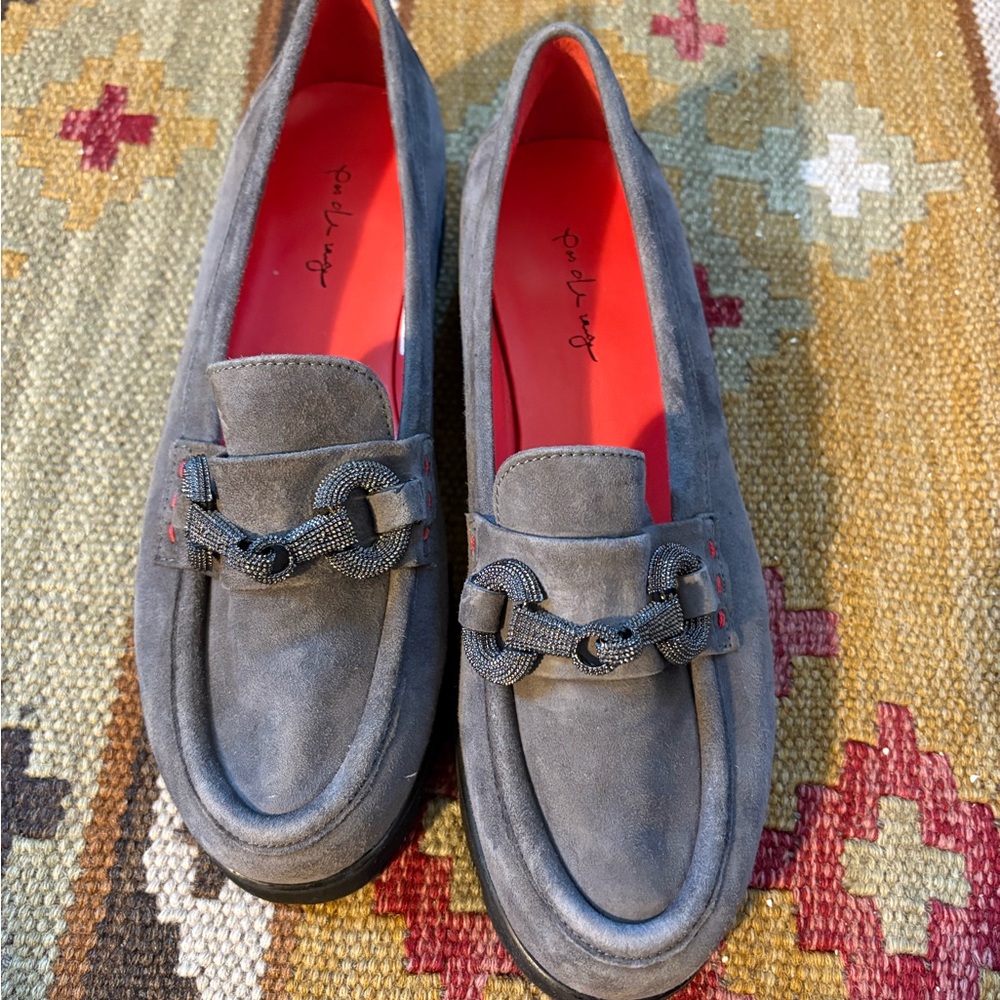 SALE Pas de Rouge Gray Suede Marta Loafers Size 8 NWT